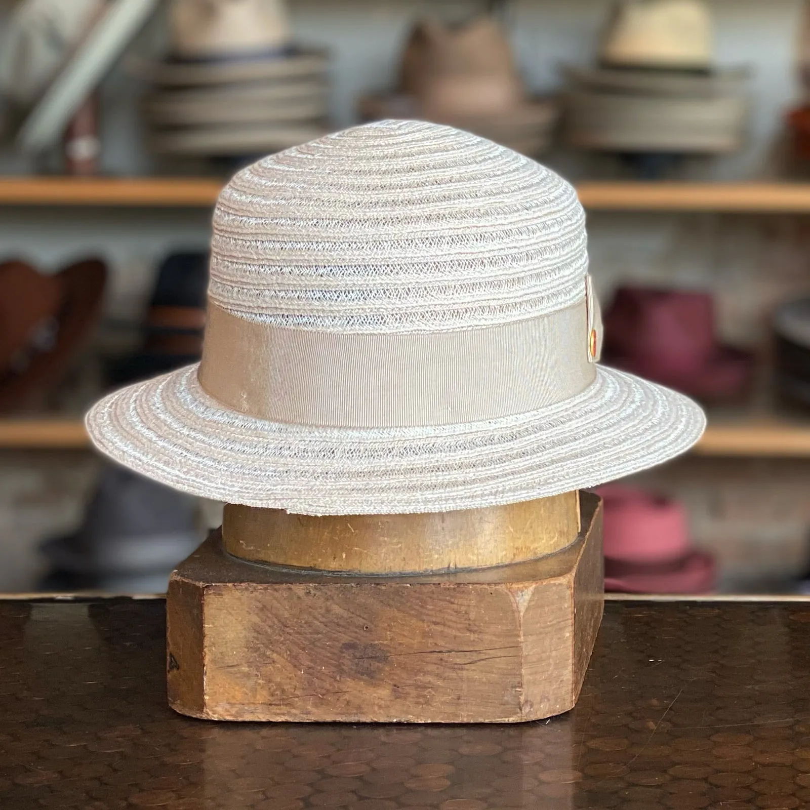 Jule Hemp Cloche Hat